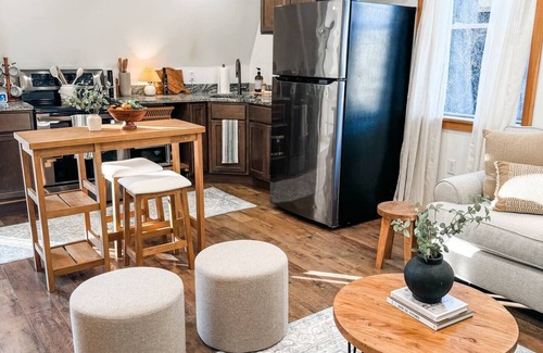 Corning Casa | No. 3537 Light & Airy Cozy Loft