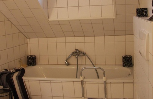 Grafendhron Apartamento | Apartamento "Türmchen" *** - Landhaus Gräfendhron