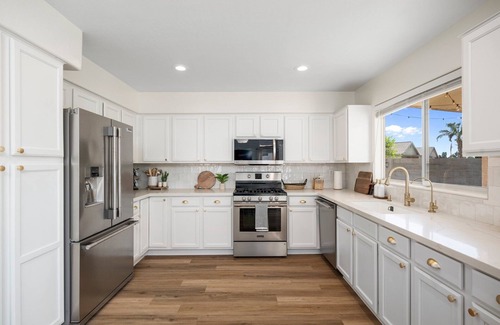 Greenfield Lakes Casa | No Fee Heated Pool W/ Yard Game On The Golf Course. Kid Friendly!