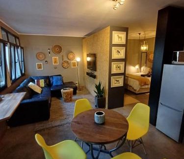 Trawal Apartamento | No Load-Shedding Self-Catering City Studio Apartment - Keerom318
