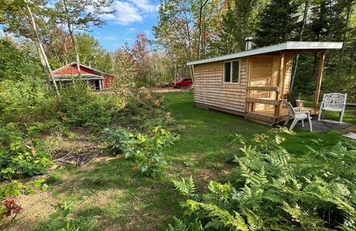 Algoma District Casa | No neighbors, 2 km Lake Superior and river shoreline, 1,800 sq ft house