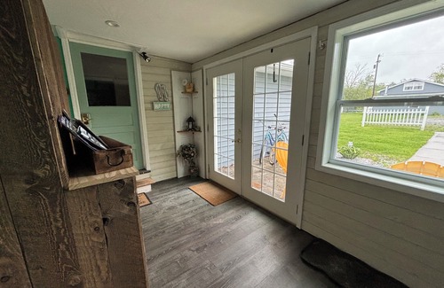 Bradford Casa | No Ordinary DAY's
