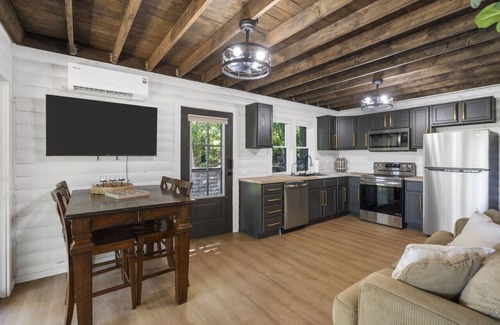 Tecumseh Cabina | No Regrets at the North Fork River