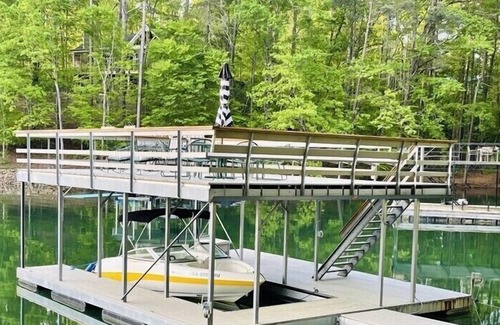 Buford Cabina | No Salt Shack - Ask about boating packages !