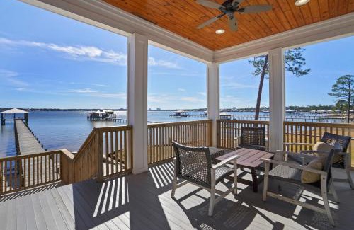 Josephine Casa | No Worries Bay House by Liquid Life