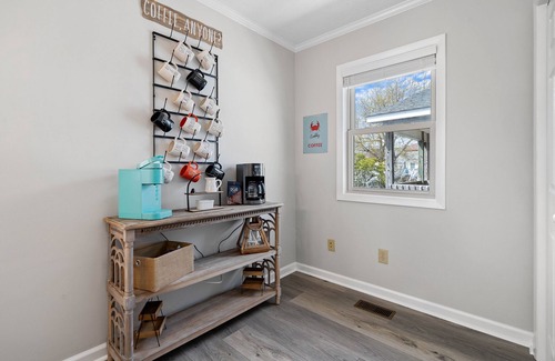 Sunset Beach Casa | No Worries Sunset Beach-Coastal Bungalow, Walk to the beach