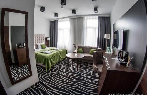 Leszno Cama Y Desayuno | No1 Bed&Breakfast Restauracja ŚNIADANIE I PARKING W CENIE!