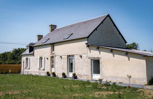 Canchy Casa | No2 By The Fields