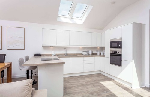 Prestwick Casa | No20 Mansfield House - Donnini Apartments