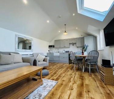 Margate Casa | No3 Little Eaton - Perfectly located town house - By the sea - Free Parking