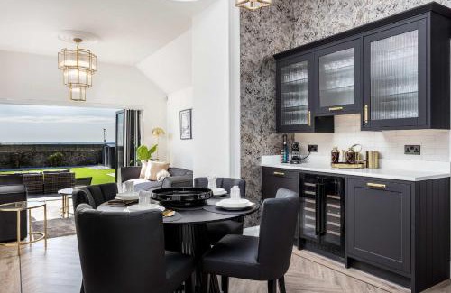 Troon Casa | No36 South Beach - Donnini Apartments