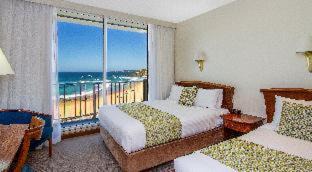 Newcastle East Hotel | Noah's On the Beach