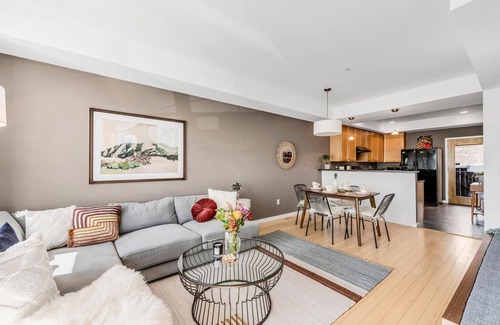 Boulder Casa | NoBo Townhome - Garden & Nearby Trails - Bright