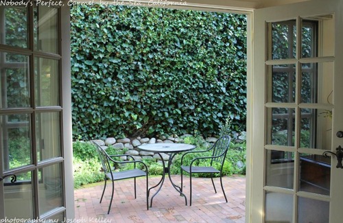 Golden Rectangle Casa | Nobodys Perfect In the Heart of the Golden Rectangle 5 blocks to Beach and Town no hills
