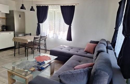 Janowice Wielkie Apartamento | Noclegi Różanka