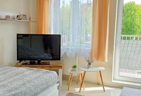 Lwowek Slaski Apartamento | Noclegi, Słoneczne Mieszkanie we Lwówku Śląskim