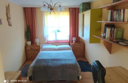 Tomice Apartamento | Noclegi w pobliżu Energylandii - Agroturystyka Radocza Ogród