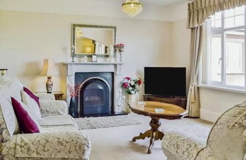 Newport Casa | Nodgham Lane