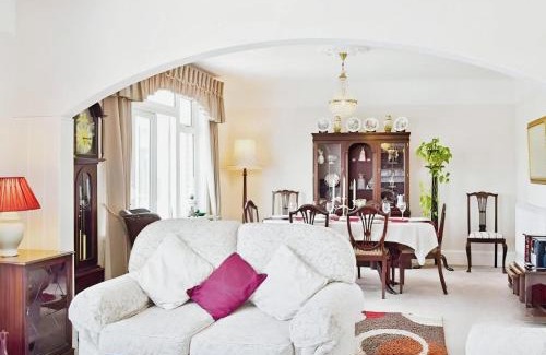Newport Casa | Nodgham Lane