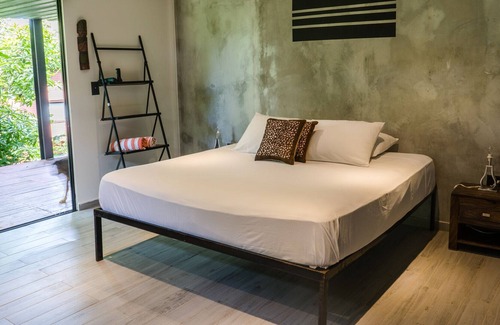 Isla Saboga Casa | Noelia Private villa by Saboga Lodge