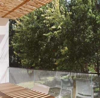 Velipoje Hotel | NOIMA Hotel & Suites