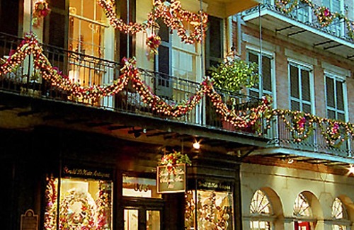 French Quarter Apartamento | MAYO ES MARAVILLOSO EN NOLA !! HERMOSO 850 SF 1B / 1B FRANCÉS QTR! ¡PARKING INCLUIDO!