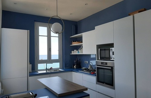Noli Apartamento | Noli - Splendid seaside apartment with panoramic terrace in "Art Nouveau" villa