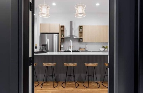 East Ridge Casa | Nomad-An Atomic Ridge Home