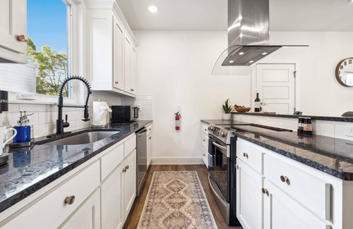 Fayetteville Casa | Nomad's Retreat - 1.5 Miles From DT & UofA