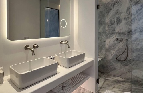 Mykonos Town Hotel | Nomia Sunset Suites Mykonos