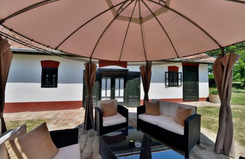 Balatonlelle Casa | Noname