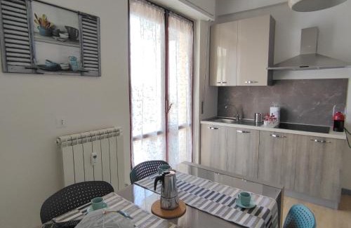 Pietra Ligure Apartamento | Nonna Pella Appartamenti - Ginestra