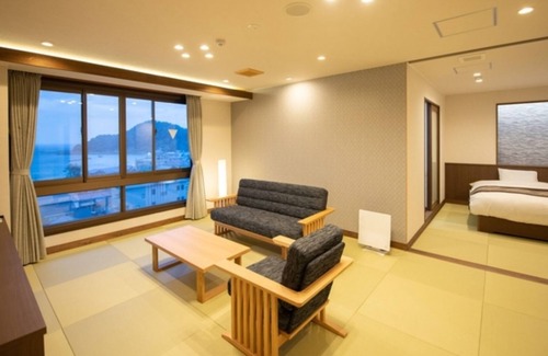 Kyotango Hotel | Nonsmoking 4 people Special room with ocean view 6th and 7th floors Spring seasonal banquet / Kyotango Kyōto