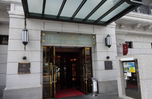Matsuyama Hotel | Nonsmoking Deluxe Room Hotel Brion Naha Roo / Naha Okinawa