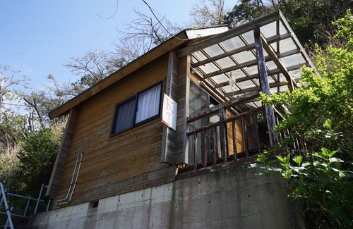 Nishina Cabaña | Nonsmoking Tiny log house for 2 people with lo / Kamo-gun Shizuoka