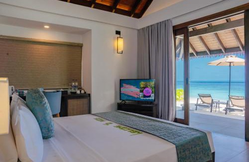 Mahaanaelhihuraa Island Complejo | NOOE Maldives Kunaavashi - Stay 5 nights or more and get Free Speed Boat Transfers - Valid for stays till 30th September 2025