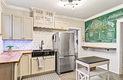 Chattanooga Casa | Nooga Nest - Charming 4BD, 2BA - 8 Mins From Downtown
