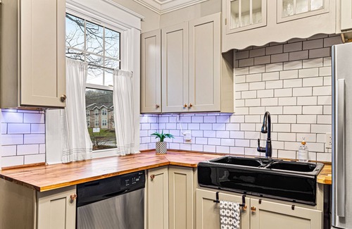 Chattanooga Casa | Nooga Nest - Charming 4BD, 2BA - 8 Mins From Downtown