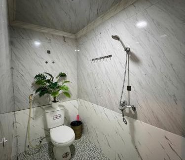 Hang Dao Hotel | NOOK INN in the heart of Old Quarter