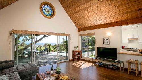Redhill Casa | Noordhoek's Hidden Gem - backup power