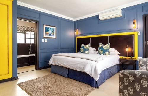 Noordhoek Hotel | Noordhoek Village Hotel
