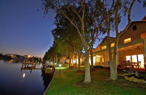 Noosaville Complejo | Noosa Entrance Waterfront Resort