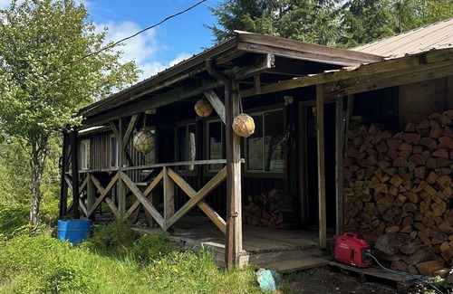 Nootka Island Casa | Nootka Island Fishing Cabin