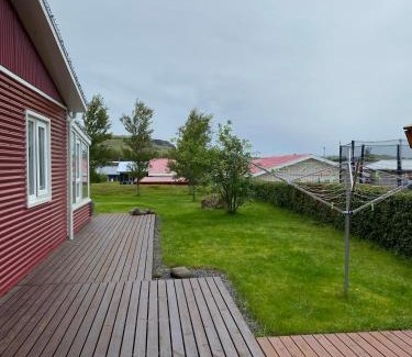 Fludir Apartamento | Norðurhof 5 845 Flúðir with private hot tube