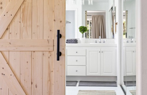 Malibu Casa | Nordic Farmhouse in Malibu Wine Country