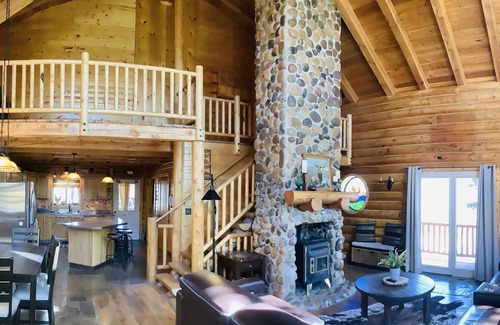 Eden Cabina | Nordic Valley Cabin