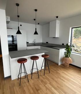 Ulvsvag Casa | Nordic Waterside Escape