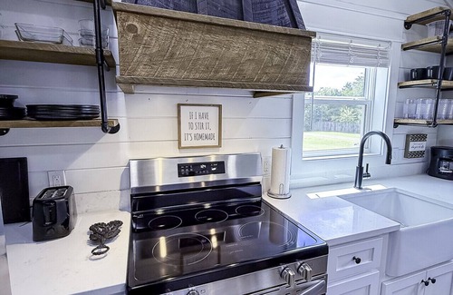 Dardanelle Casa | Nordin's Hillside Cottage Family/Pet FriendlyNear Lake Dardanelle and Mt. Nebo