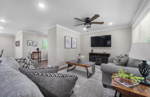Russellville Casa | Nordin's LakeHouse, Lakefront Hideaway on Delaware Bay Sleeps 10