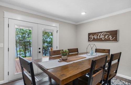 Russellville Casa | Nordin's LakeHouse, Lakefront Hideaway on Delaware Bay Sleeps 10